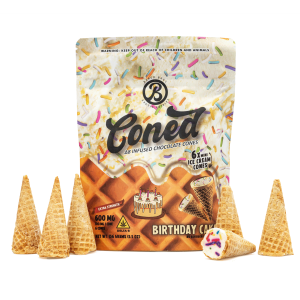 baked bags delta 8 thc coned birthday cake 600 mg total delta 8 thc combo.webp